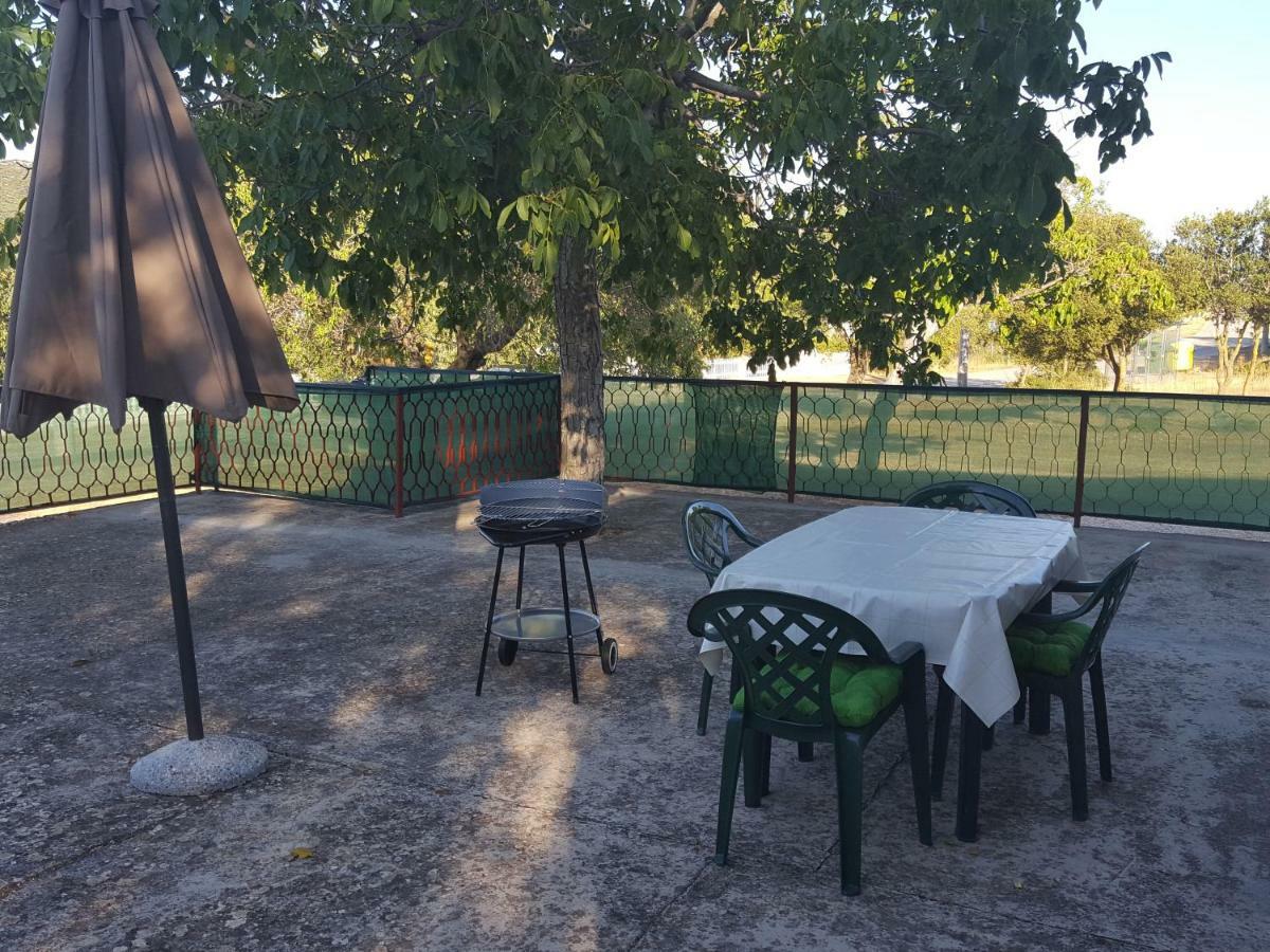 Vacation Home Ivan Kasic Екстериор снимка