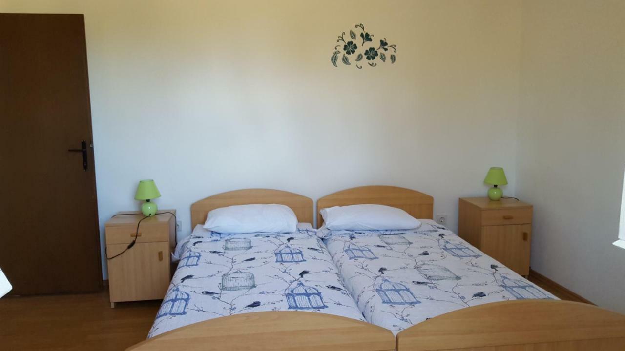 Vacation Home Ivan Kasic Екстериор снимка